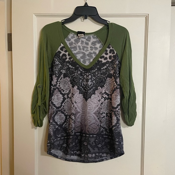 Daytrip Tops - Day trip 3/4 sleeve top.  Green with snake print.  Good shape. Size small.